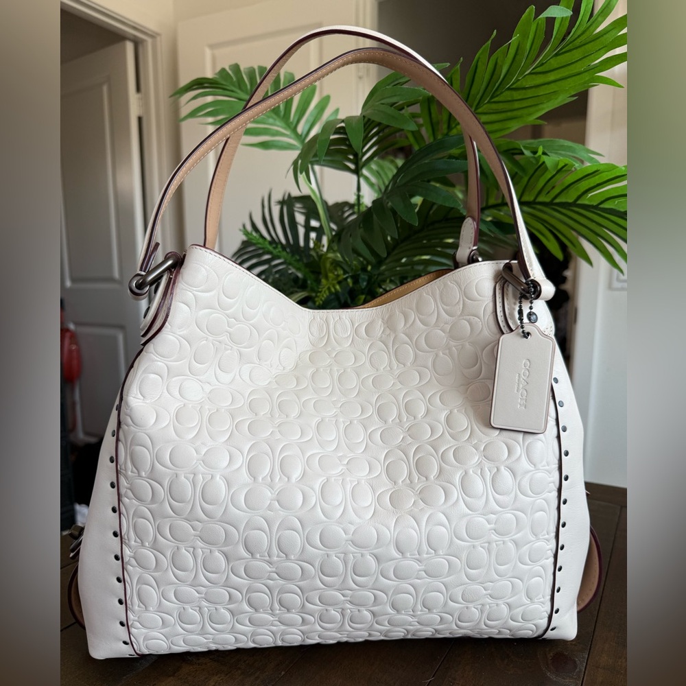 Like New COACH Edie Shoulder Bag